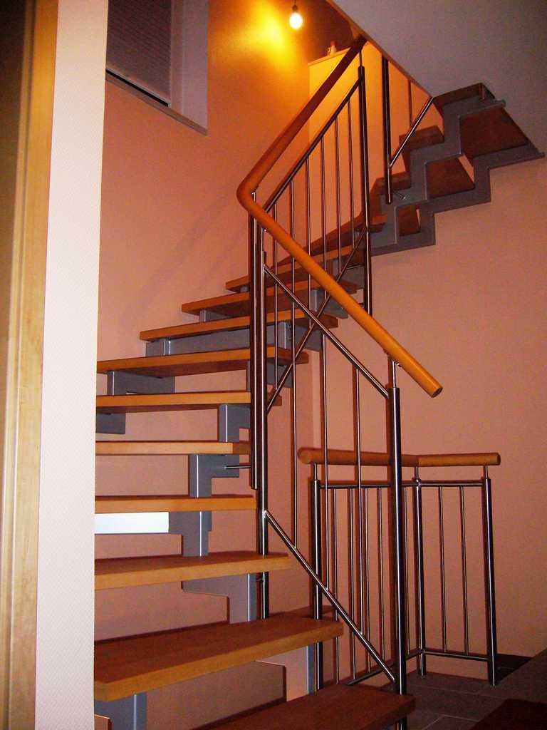 Beispiel einer Zweiholmtreppe